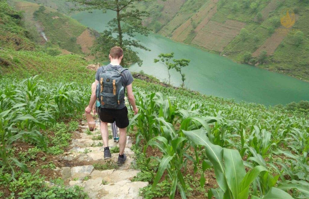The Ultimate Solo Odyssey: A Journey of Self-Discovery on the Ha Giang Loop