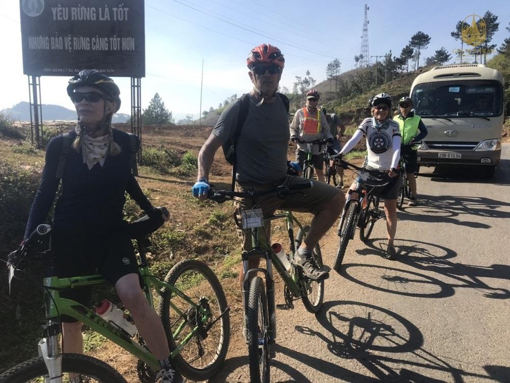 Cycling Tours Vietnam: Explore the Country’s Hidden Wonders on Two Wheels