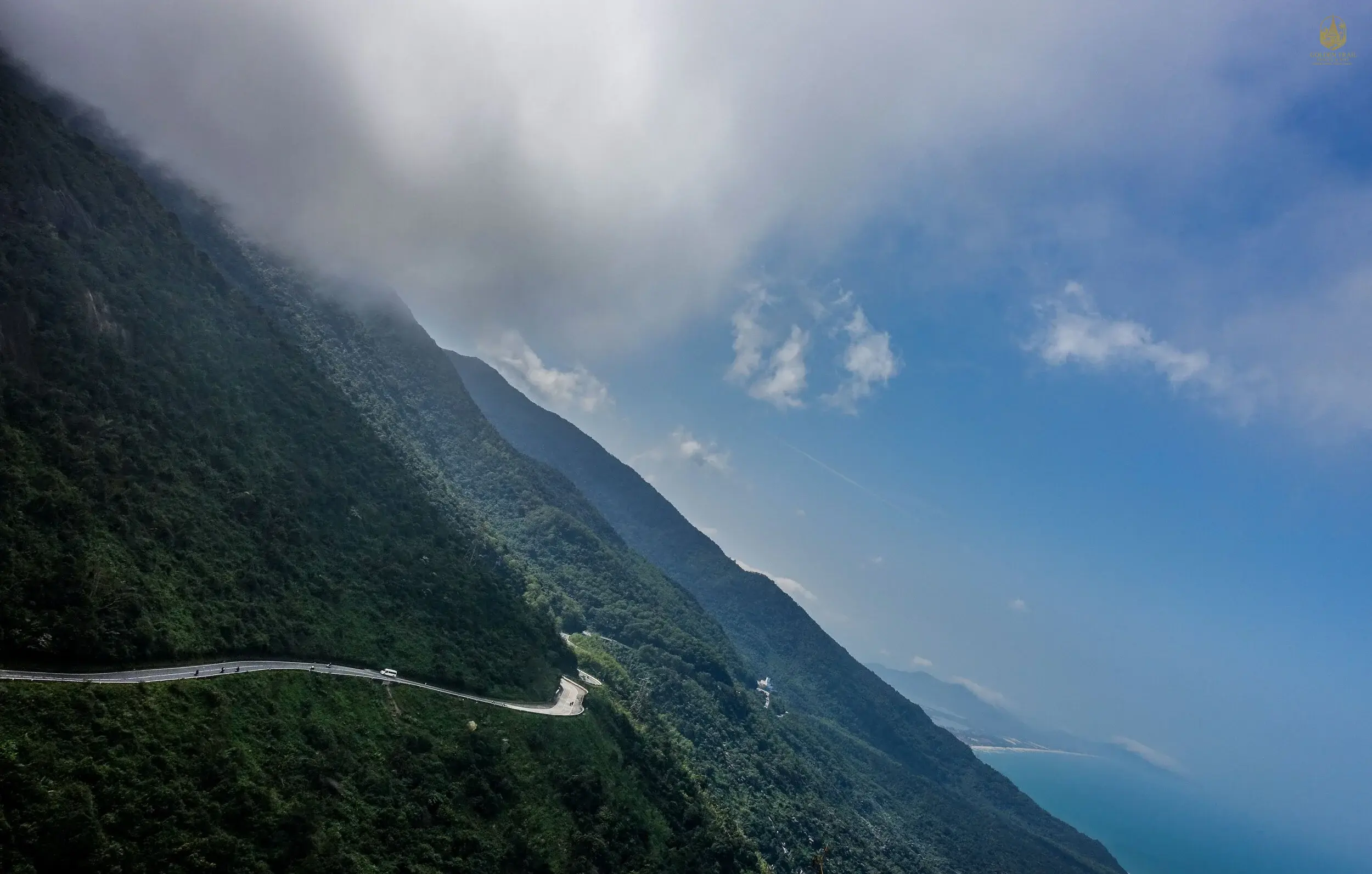 Cycling Climbs Vietnam: Conquer the Greatest Mountain Roads in the Land of the Dragon