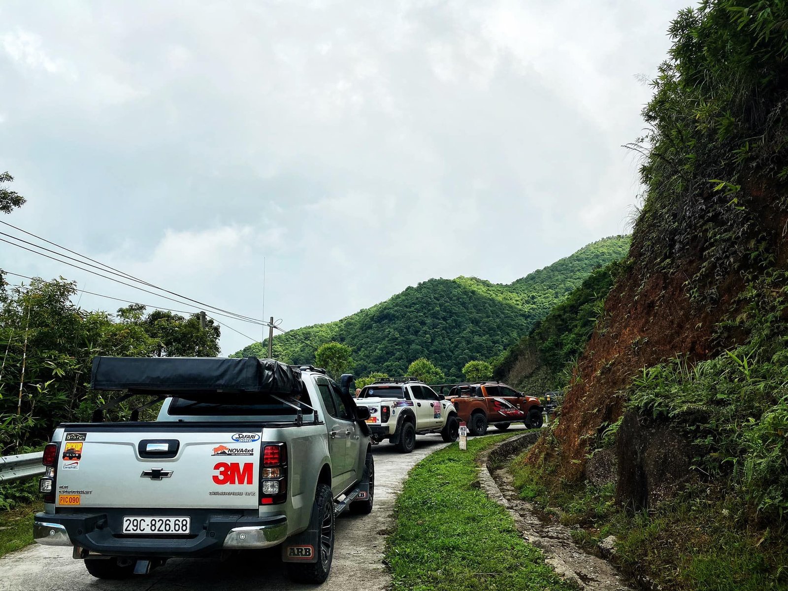 Hanoi 4x4WD To Ba Be Lake National Park Tour 4 Days
