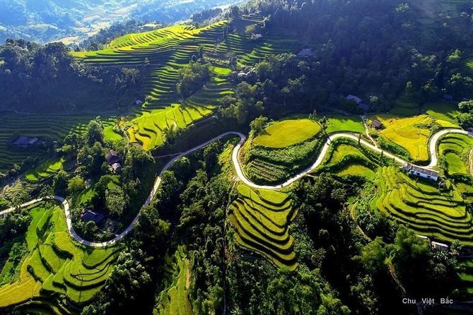 The Best Time to Ride Motorcycles Cross Borders from Vietnam to Laos