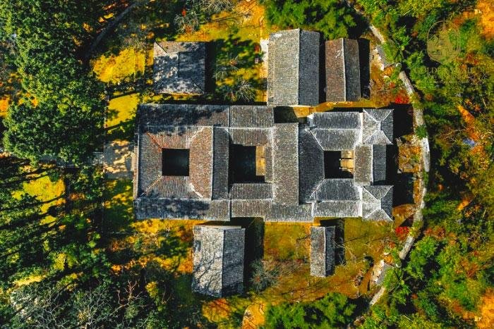 The Story of a King: The Ultimate Guide to the Vuong Family Palace in Ha Giang