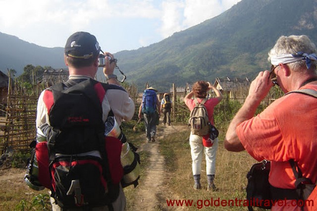 5 Days Trekking in Golden Triangle Trail on the Stunning Mountains