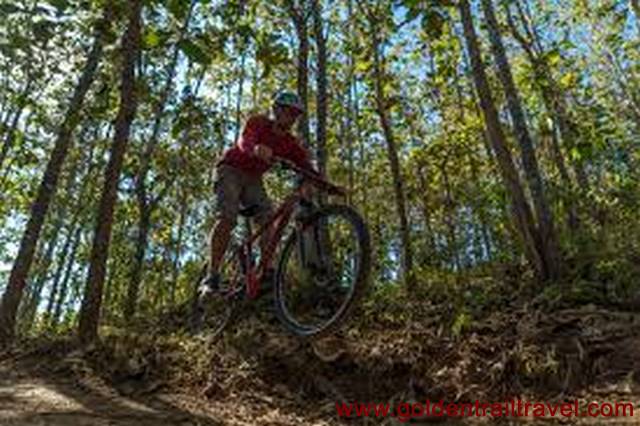8 Days Luang Prabang Trek and Cycle To Vientiane