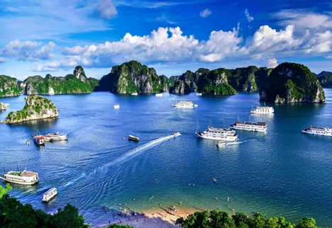Vietnam Beach Images Tour 14 Days