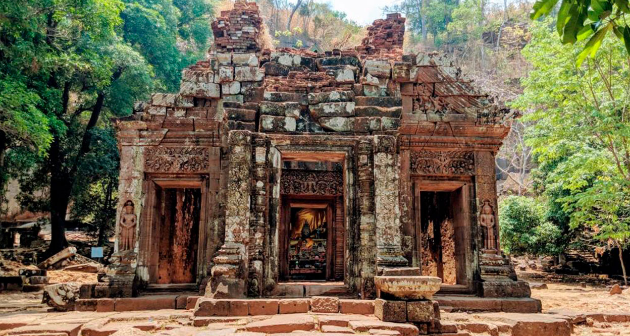 Laos Adventure from Vientiane to Champasak 9 Days