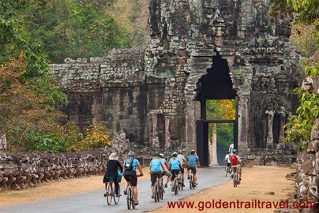 Cambodia Cycling from Angkor To The Beach 13 Days