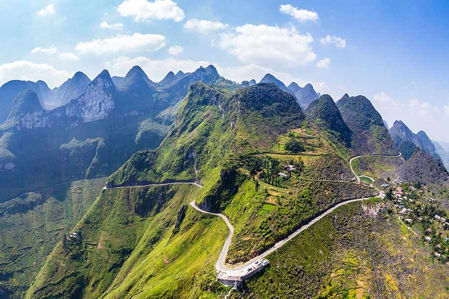 How to plan a flawless motorbike tour from Hanoi to Ha Giang?