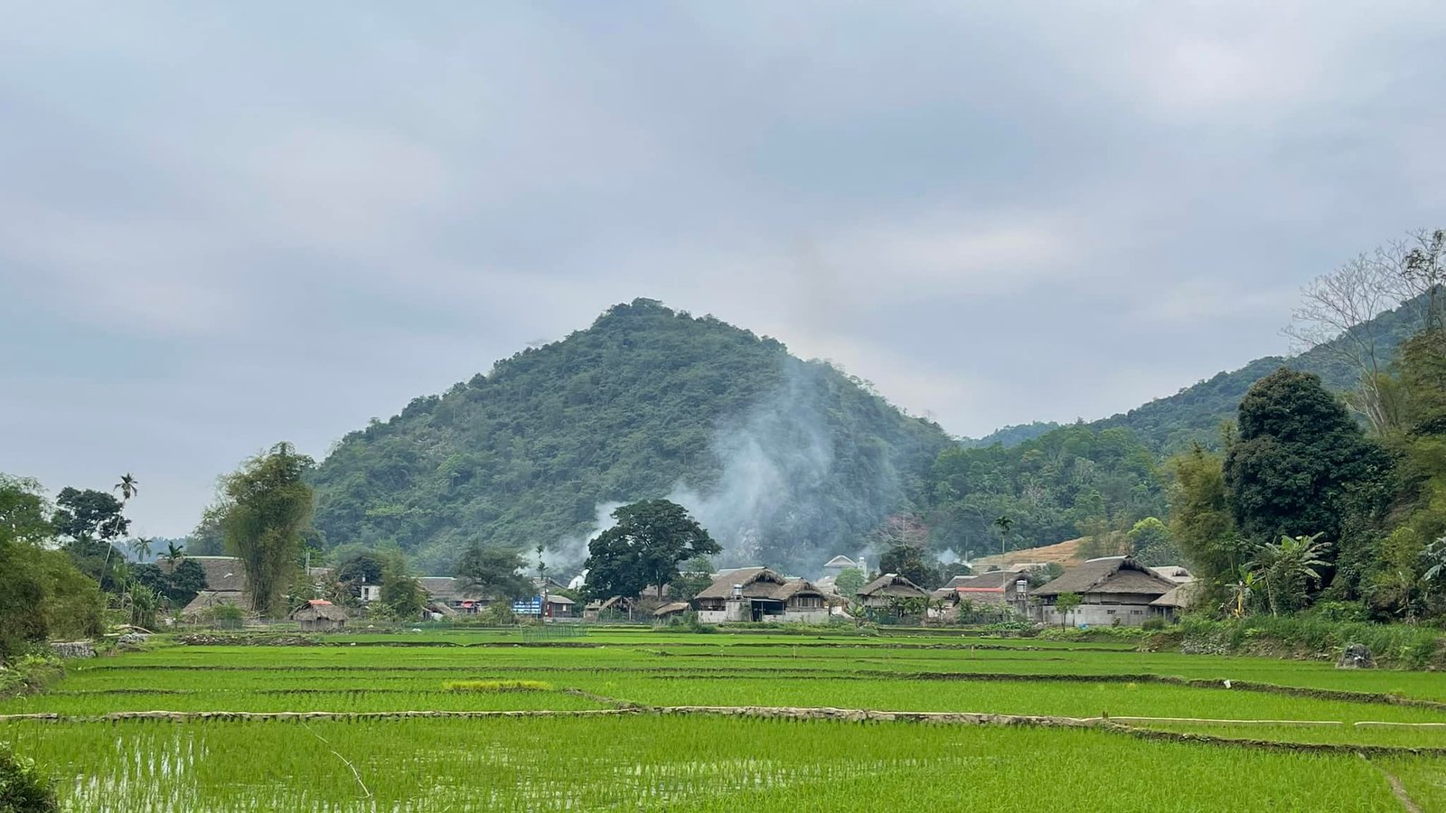 Muong Nhe Dien Bien Hiking