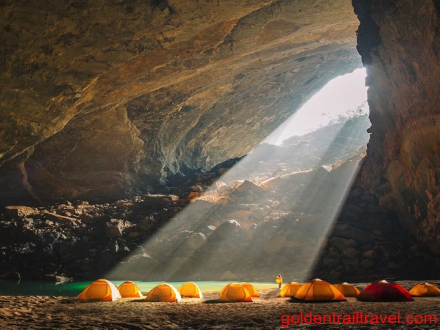 Phong Nha Trekking 2 Days Hang En Cave