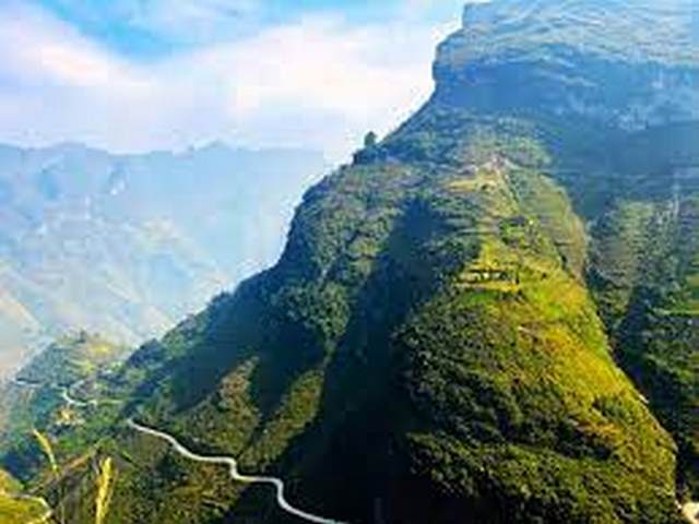 Trek Northern Vietnam Ha Giang to Bac Ha 7 Days